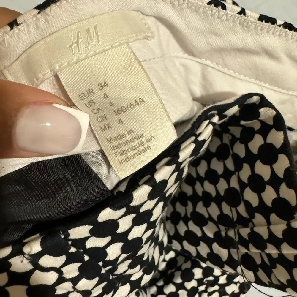 H&M Geometric Pattern Women Pants Sz 4- black and white - Picture 8 of 10